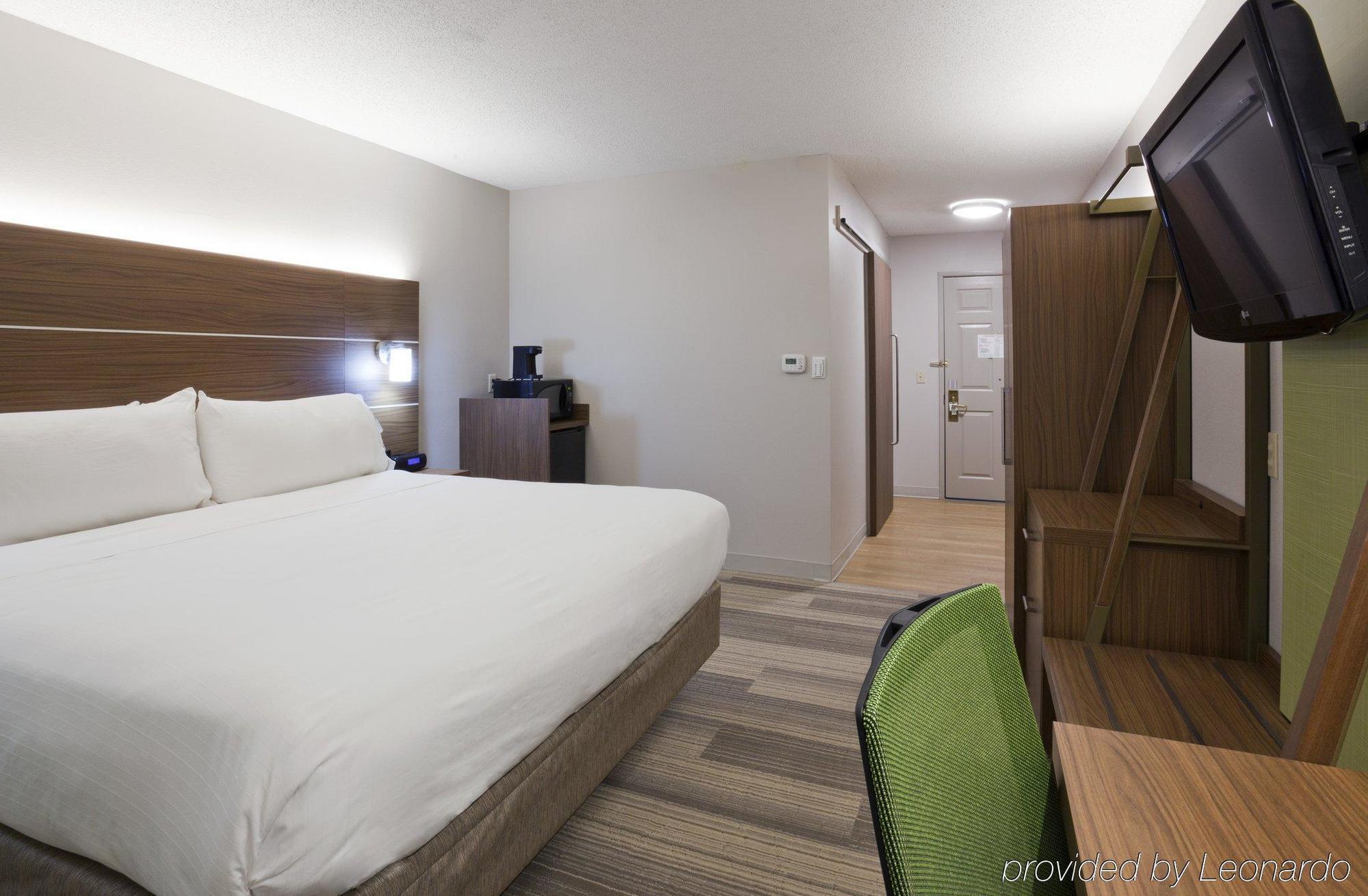 Holiday Inn Express Hotel & Suites Minneapolis-Golden Valley By Ihg Saint Louis Park Exterior foto
